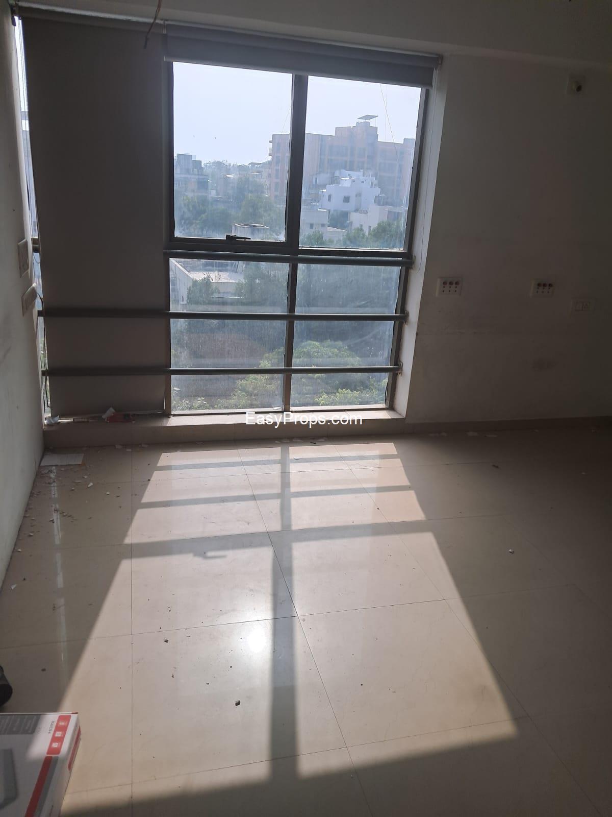 Offices on sale in navrangpura